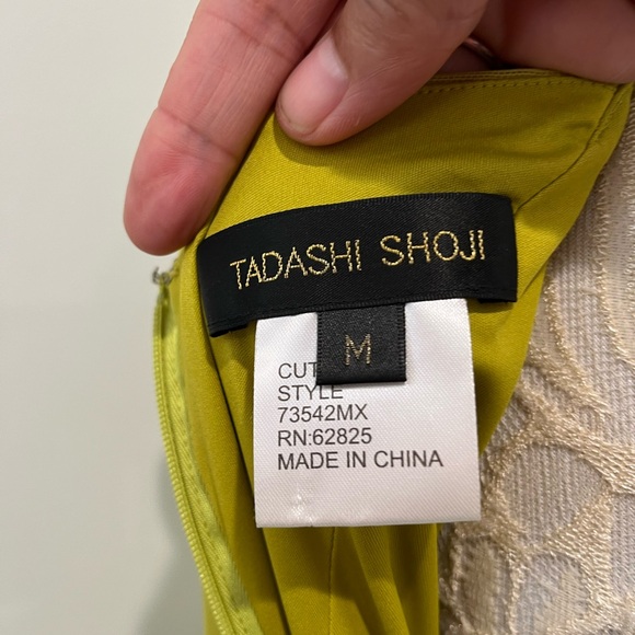 Tadashi Shoji Chartreuse Ruched Tulle Body Con‎ Dress Sz. M - Picture 7 of 11